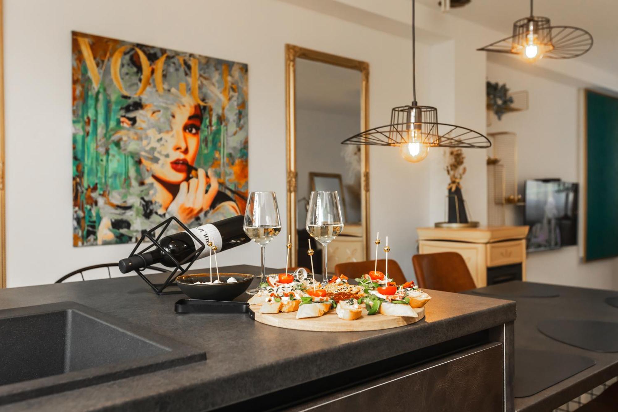 Deluxe Apartment Roma Imotski Eksteriør bilde